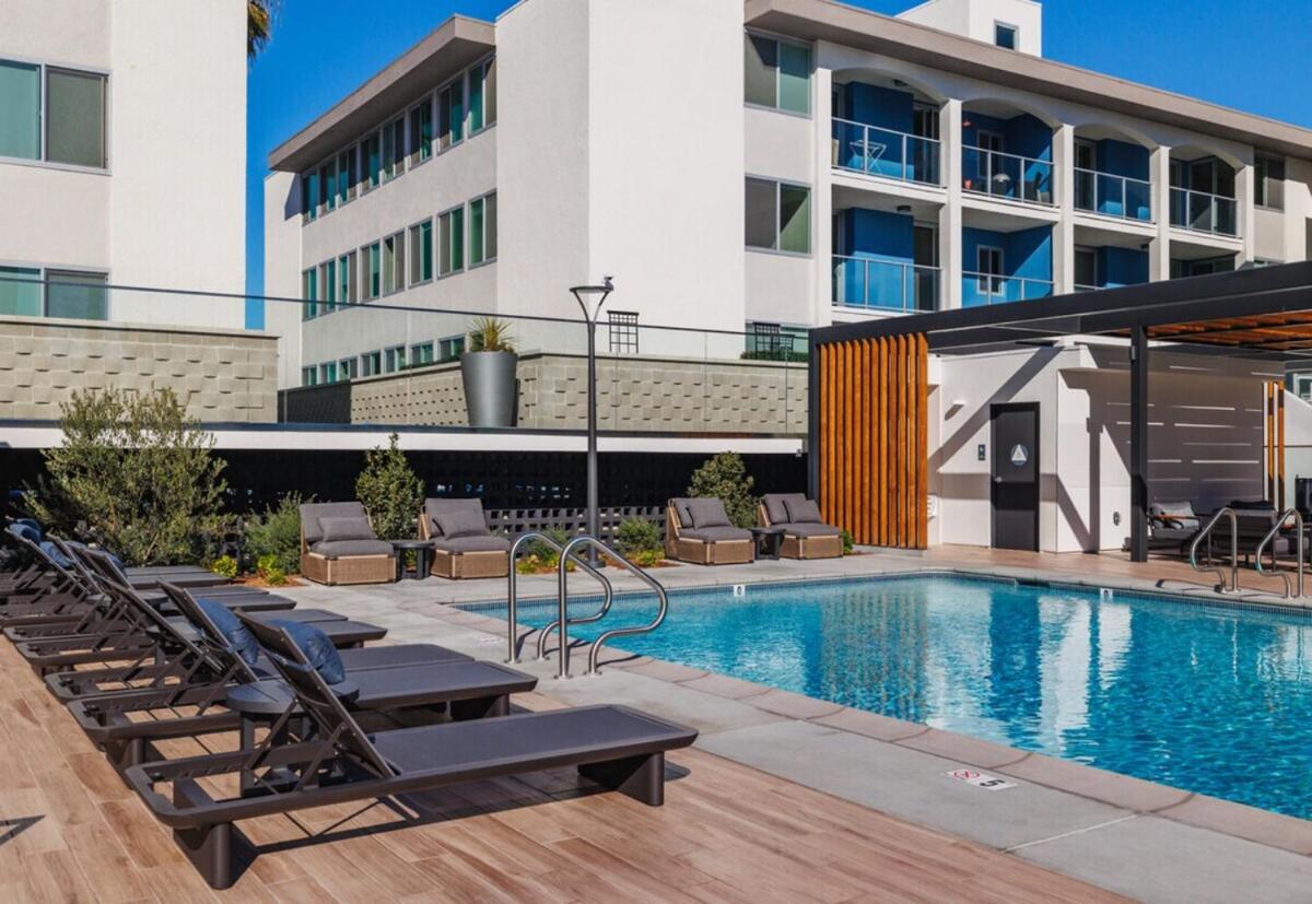 Appartement The Quartz Nook - Elegant 1br Zen Garden View Marina Side Los Angeles